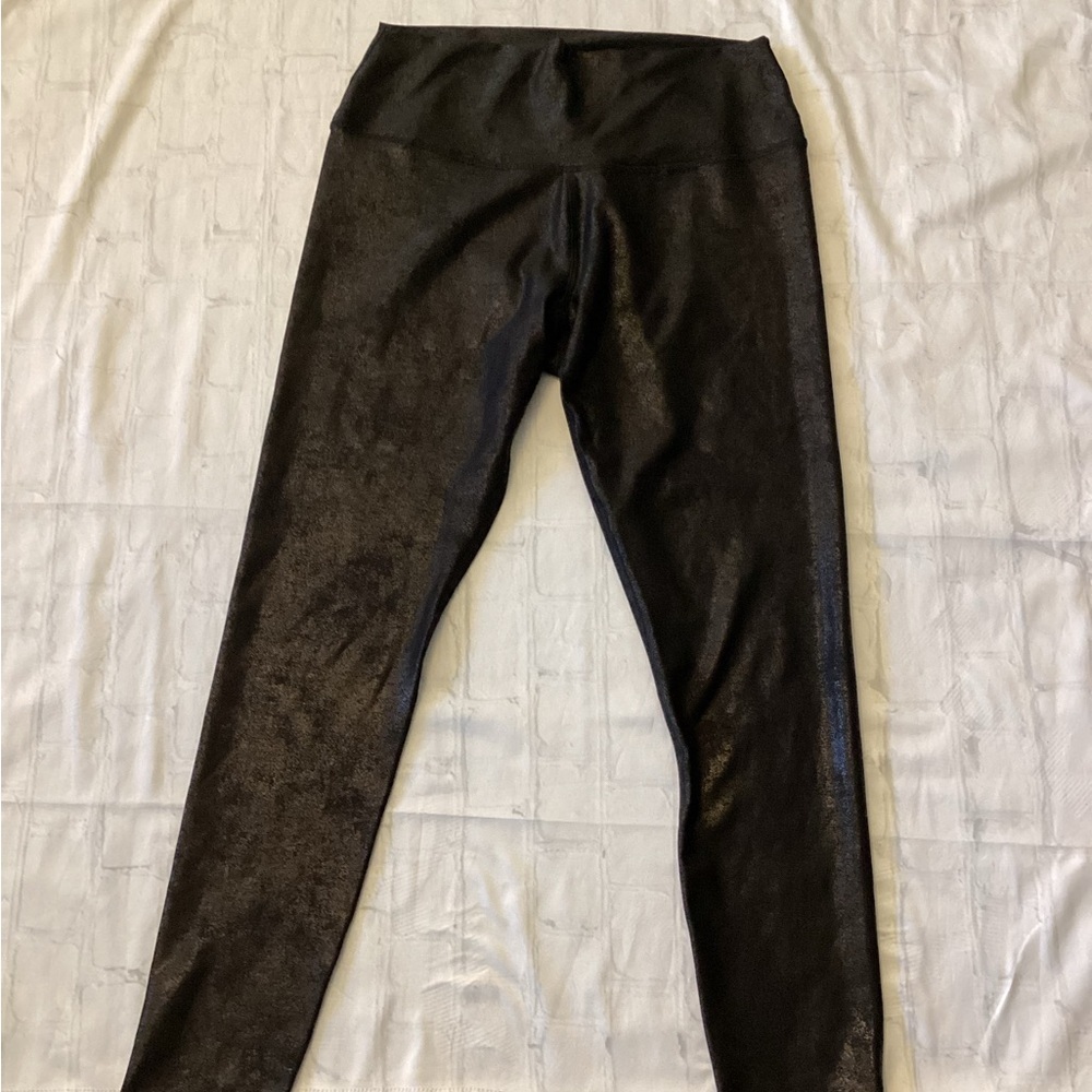 Shiny High-Waist Leggings